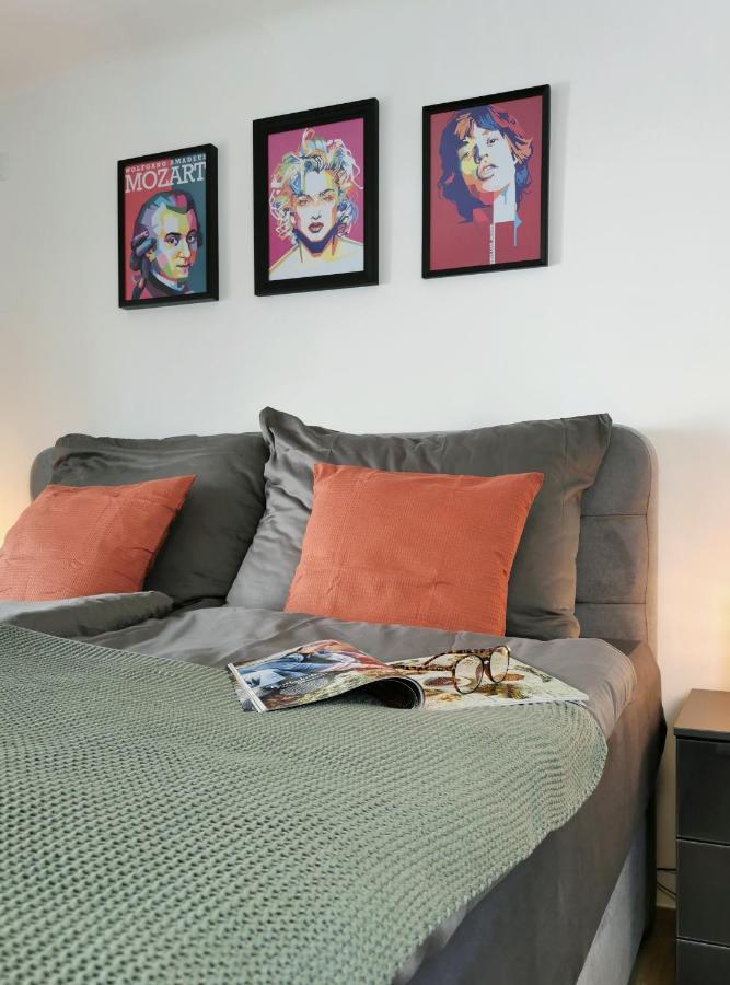 Neues City Center Piano Appartement Mit Netflix Κλάγκενφουρτ Εξωτερικό φωτογραφία