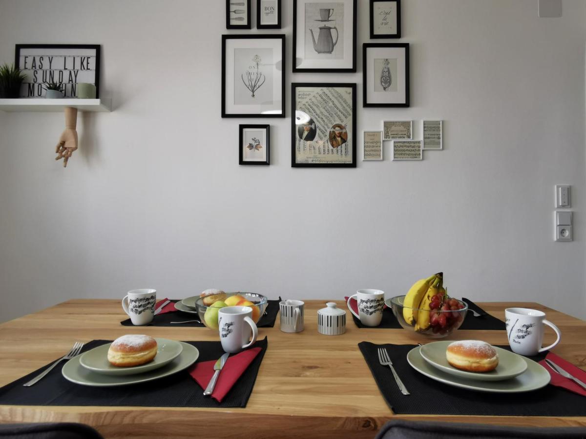 Neues City Center Piano Appartement Mit Netflix Κλάγκενφουρτ Εξωτερικό φωτογραφία